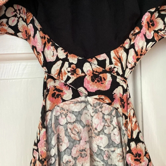 Free People Jael Cutout Mini Dress XS‎ Long Sleeves Black Floral NWOT Bohemian - Picture 11 of 12